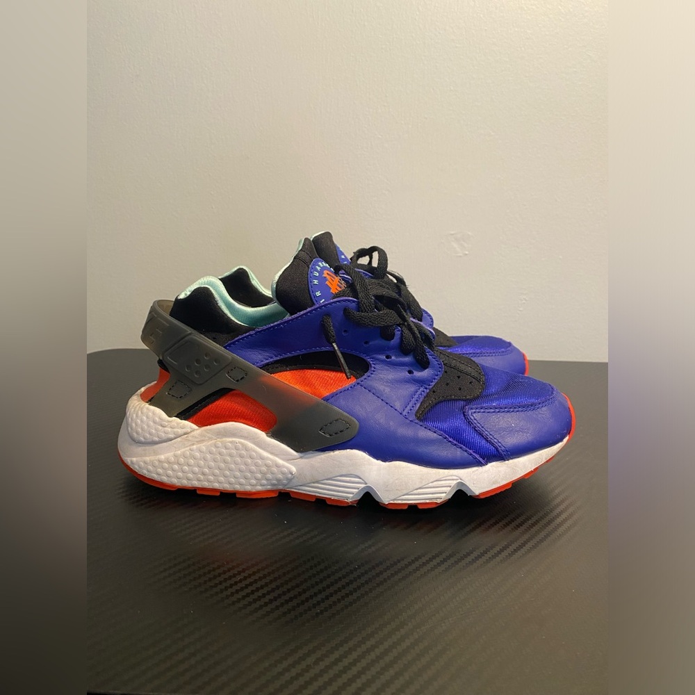 Item 79 Nike Huarache Athletic Sneakers in Blue, Orange, Black